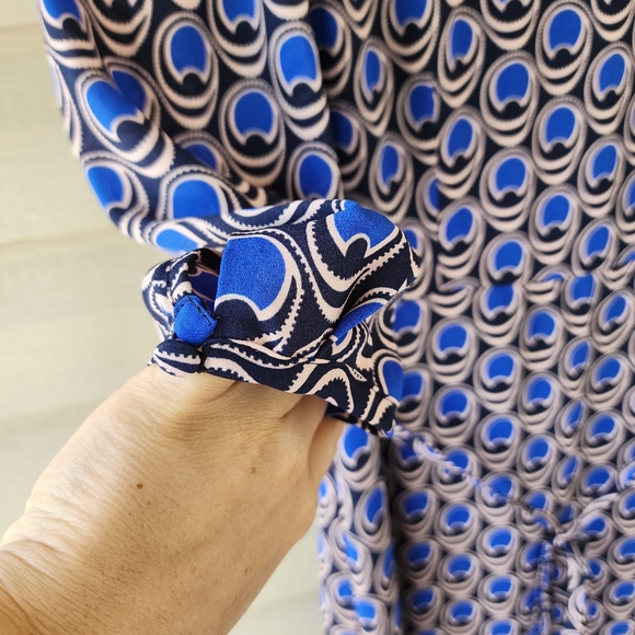 Boden Casey pleated blue printed midi dress - Picture 10 of 15